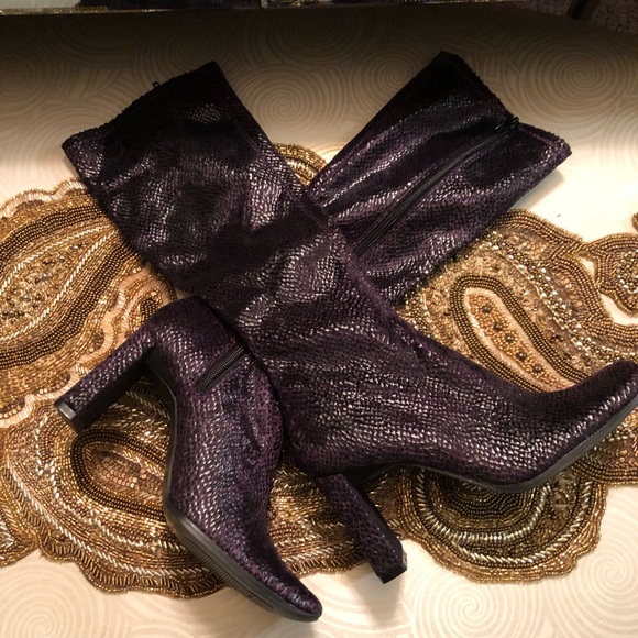 chinese laundry snake boots